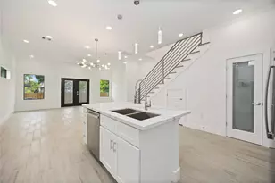 3020 Retta St, Houston, TX 77026 - Photo 11