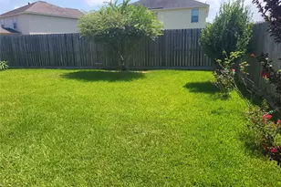 3214 Lone Trail Dr NW, Texas City, TX 77591 - Photo 13