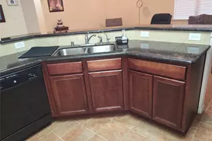 3214 Lone Trail Dr NW, Texas City, TX 77591 - Photo 5