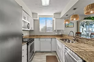 21812 Frio Dr, Galveston, TX 77554 - Photo 17