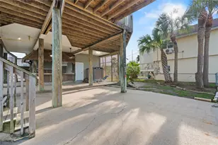 21812 Frio Dr, Galveston, TX 77554 - Photo 35
