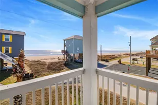 1325 Emerald Dr, Crystal Beach, TX 77650 - Photo 39