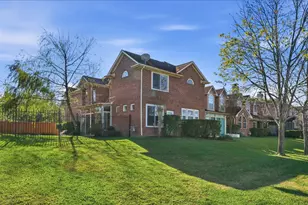 4208 Greystone Way, Sugar Land, TX 77479 - Photo 41