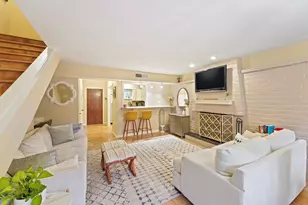1953 Stoney Brook Dr, Houston, TX 77063 - Photo 9