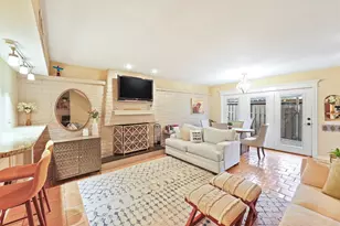 1953 Stoney Brook Dr, Houston, TX 77063 - Photo 7