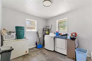 2105 Wayside Dr, Brenham, TX 77833 - Photo 11