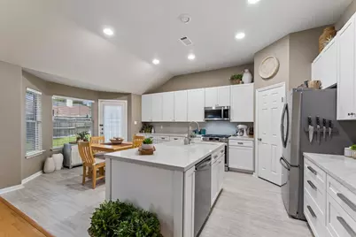 10230 Squirehill Court, Houston, TX 77070 - Photo 21
