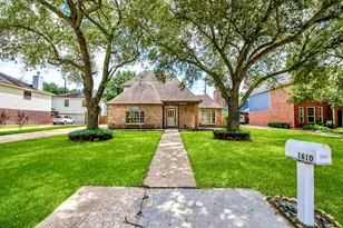 1610 Calveryman Ln, Katy, TX 77449 - Photo 3