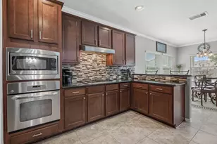 3310 Compass Ct, Conroe, TX 77301 - Photo 11