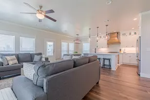 11642 Sea Butterfly, Galveston, TX 77554 - Photo 9