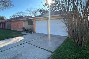 20027 Chipplegate Ln, Humble, TX 77338 - Photo 1