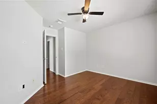 235 W Stedhill Loop, The Woodlands, TX 77384 - Photo 15