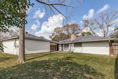 12859 Westmere Drive, Houston, TX 77077 - Photo 15