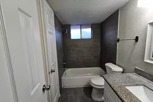 1219 Pilot Point Dr, Houston, TX 77038 - Photo 21