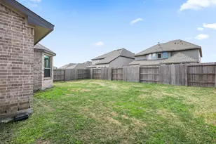 2225 Bellano Bay Dr, Texas City, TX 77568 - Photo 39