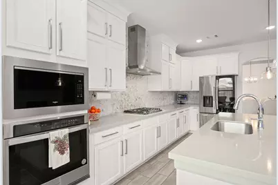 2225 Bellano Bay Drive, La Marque, TX 77568 - Photo 11