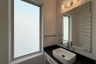 707 W Clay St, Houston, TX 77019 - Photo 13