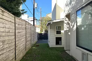707 W Clay St, Houston, TX 77019 - Photo 23