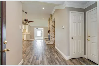 2010 Wildwood Drive, Deer Park, TX 77536 - Photo 5