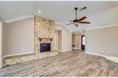 2010 Wildwood Drive, Deer Park, TX 77536 - Photo 9