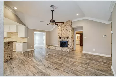 2010 Wildwood Drive, Deer Park, TX 77536 - Photo 7