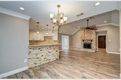 2010 Wildwood Drive, Deer Park, TX 77536 - Photo 11