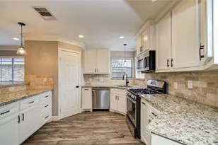 2010 Wildwood Dr, Deer Park, TX 77536 - Photo 15