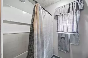 8607 Causeway Dr, Houston, TX 77083 - Photo 21