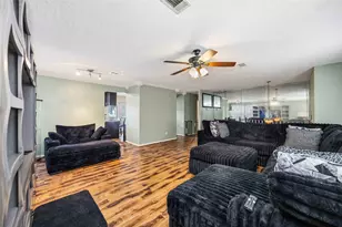 8607 Causeway Dr, Houston, TX 77083 - Photo 15