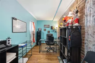 8607 Causeway Dr, Houston, TX 77083 - Photo 11