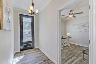 136 Atlanta Ave, Nederland, TX 77627 - Photo 3