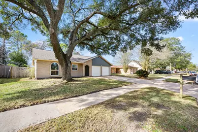 16006 La Avenida Drive, Houston, TX 77062 - Photo 3