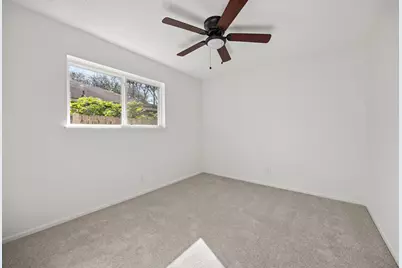 16006 La Avenida Drive, Houston, TX 77062 - Photo 17