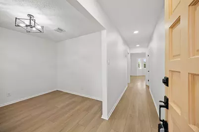 16006 La Avenida Drive, Houston, TX 77062 - Photo 5