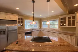 911 Hawthorne Rd, Clear Lake Shores, TX 77565 - Photo 13