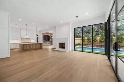 1328 Mickey Way, Spring Valley Village, TX 77055 - Photo 7