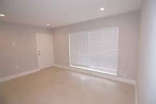 2201 Fountain View Dr, Houston, TX 77057 - Photo 7