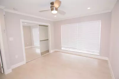 2201 Fountain View Drive #44, Houston, TX 77057 - Photo 9