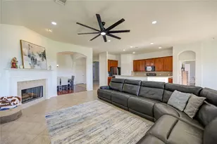 13408 Gardenspring Ct, Rosharon, TX 77583 - Photo 5