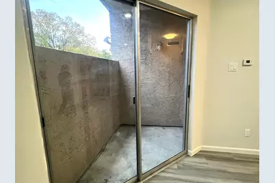 10855 Meadowglen Lane #903, Houston, TX 77042 - Photo 7