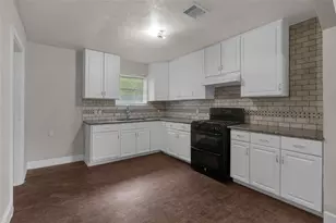 8925 Nyssa St, Houston, TX 77078 - Photo 11