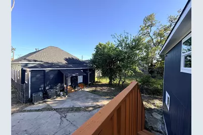 2209 Gano St #1, Houston, TX 77009 - Photo 13