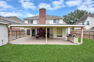 14315 Torrey Village Dr, Houston, TX 77014 - Photo 9