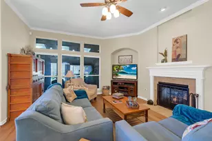 13111 Cane Lake Ct, Sugar Land, TX 77498 - Photo 5