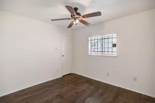 12718 Panay Dr, Houston, TX 77048 - Photo 13