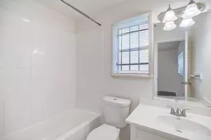 12718 Panay Dr, Houston, TX 77048 - Photo 17
