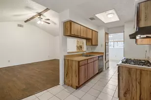 12718 Panay Dr, Houston, TX 77048 - Photo 7