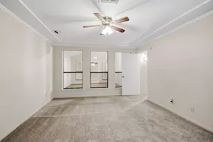 8807 Lakeside Forest Dr, Houston, TX 77088 - Photo 11