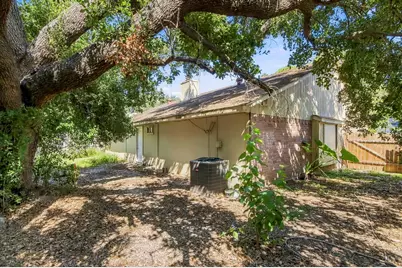 8807 Lakeside Forest Drive, Houston, TX 77088 - Photo 17