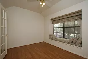 13618 Shadow Falls Ct, Houston, TX 77059 - Photo 25